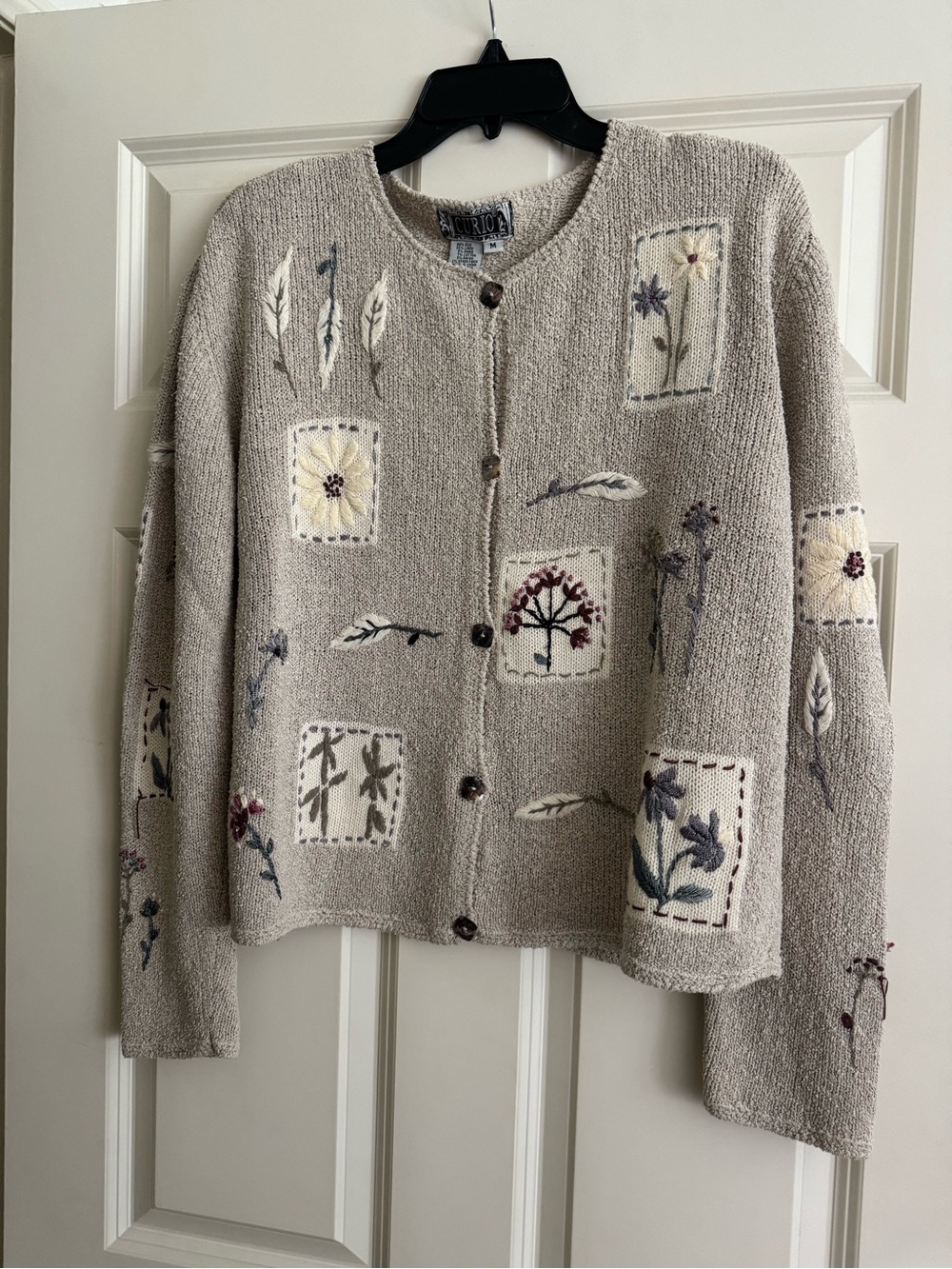 Vintage Beige Floral Patchwork Knit Cardigan Silk/Linen blend Sweater size M